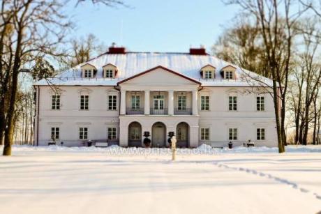 Bistrampolio dvaras - viešbutis, restoranas