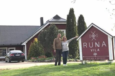 Poilsiui bei šventėms "Vila RUNA" prie Platelių ežero