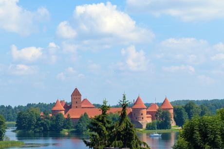 Trakų salos pilis - muziejus, parodos, renginiai