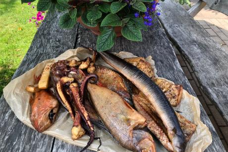 Žvejo Antano žuvis - natūraliai rūkoma,pagal senas tradicijas