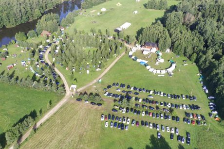 MISGIRIAI "Saulės ratas": nameliai, kempingas, erdvės šventėms ir renginiams