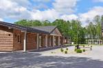Sodyba prie ežero "Piliakiemių Vila": Salė šventėms, Nameliai, apartamentai poilsiui, pirtis