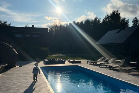 Sodyba su šildomu baseinu ramiam poilsiui prie Rubikių ežero - "Terpežeris"