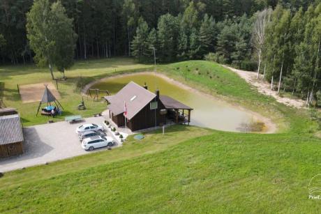Sodyba su pirtimi Panevėžio rajone Pas Kęstutį