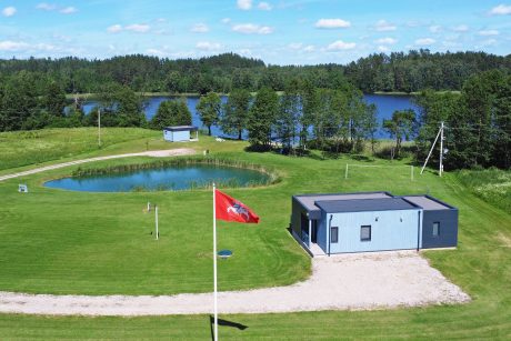 Sodyba Zarasų rajone, ant ežero kranto "SVAYOS"
